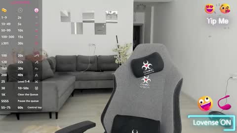 lovelybianca_ online show from 03.18.26