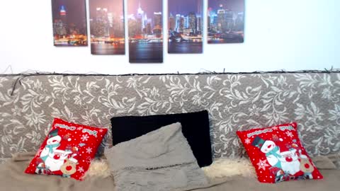 LovelyBrownie online show from 12.20.24