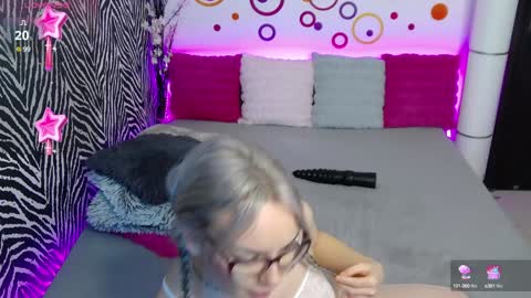    online show from 01.12.25