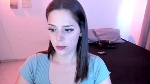 Snapshot of lovelydollyxx_ chatting on 01.28.25 lovely online show from 01.28.25