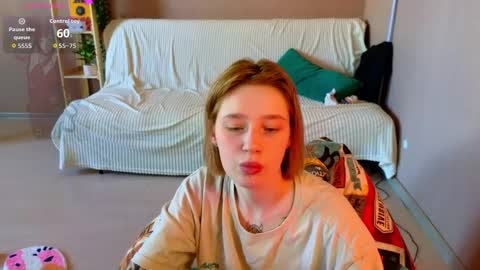 Snapshot of lovelygirllss chatting on 05.24.26 your sweet girls online show from 05.24.26