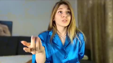 Kate only online show from 03.11.25