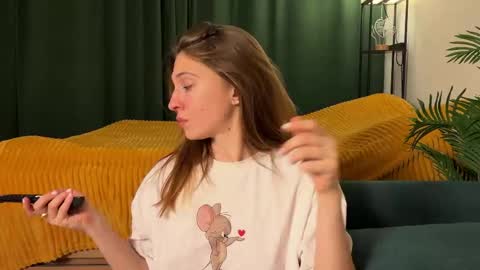 Snapshot of lovelykatea chatting on 04.23.26 Kate only online show from 04.23.26