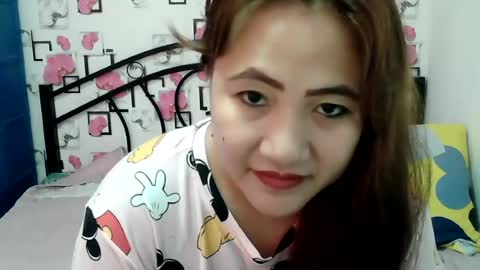 Snapshot of lovelyladylynxxx chatting on 06.25.26 LocwlyLSYlYNXXX online show from 06.25.26