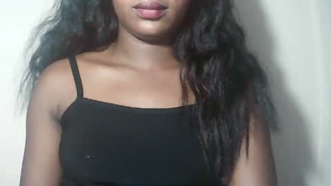 Snapshot of lovelylarra chatting on 04.03.26 lovelylarra online show from 04.03.26