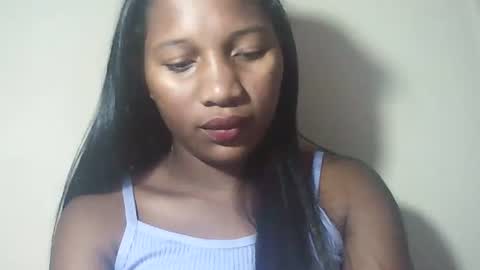Snapshot of lovelylarra chatting on 04.09.26 lovelylarra online show from 04.09.26