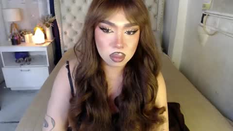 Rebeca online show from 01.05.25