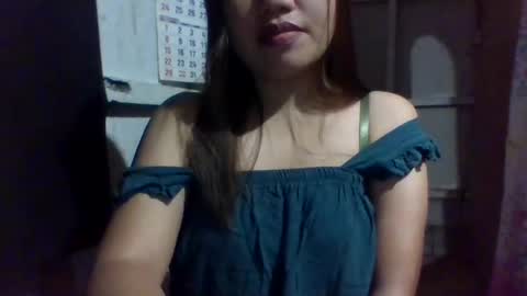 Snapshot of lovelymocha27 chatting on 12.08.24 lovelymocha27s online show from 12.08.24