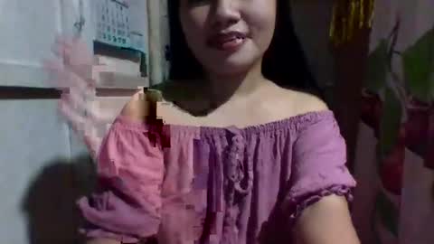 Snapshot of lovelymocha27 chatting on 01.25.25 lovelymocha27s online show from 01.25.25