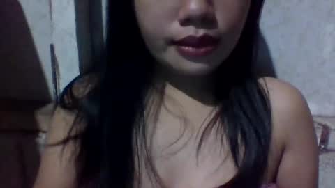 Snapshot of lovelymocha27 chatting on 01.25.25 lovelymocha27s online show from 01.25.25