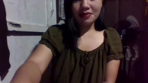 Snapshot of lovelymocha27 chatting on 03.10.25 lovelymocha27s online show from 03.10.25