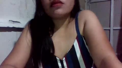 Snapshot of lovelymocha27 chatting on 09.22.25 lovelymocha27s online show from 09.22.25