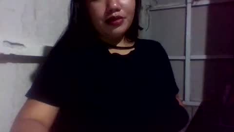 Snapshot of lovelymocha27 chatting on 10.09.25 lovelymocha27s online show from 10.09.25