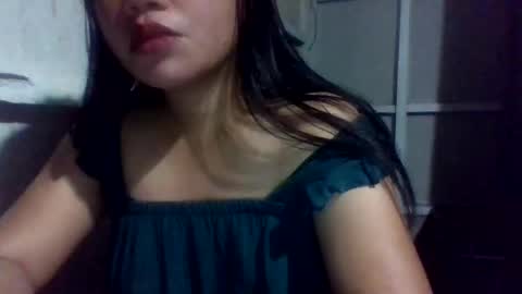 Snapshot of lovelymocha27 chatting on 10.18.25 lovelymocha27s online show from 10.18.25