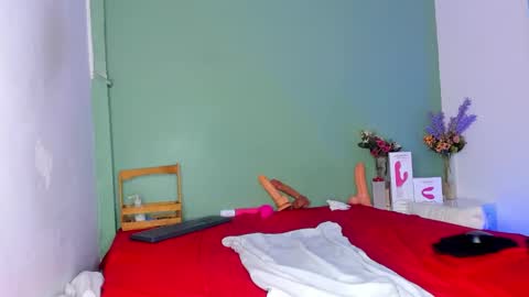 Nicky online show from 02.22.25