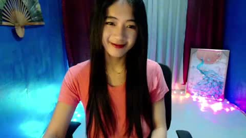 Snapshot of lovelypetite143 chatting on 07.05.26 lovelypetite143 online show from 07.05.26