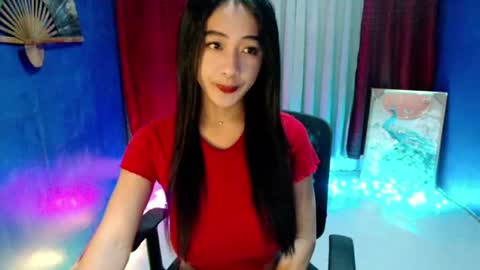 Snapshot of lovelypetite143 chatting on 07.13.26 lovelypetite143 online show from 07.13.26