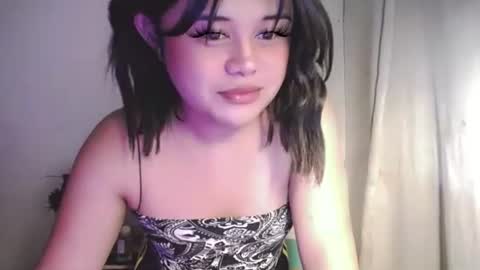 Snapshot of lovelypinaychubsx chatting on 05.22.26 lovely online show from 05.22.26