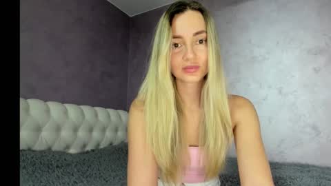 Snapshot of lovelyrose135 chatting on 11.07.25 Lovely Rose online show from 11.07.25