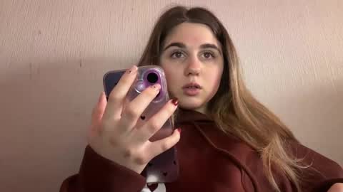 Snapshot of lovelysilk_63 chatting on 01.16.26 ELA online show from 01.16.26