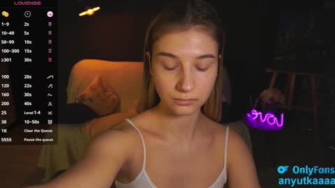 Anna online show from 02.11.25