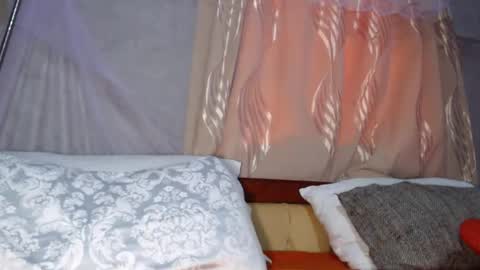 miss fancy louis online show from 12.28.24