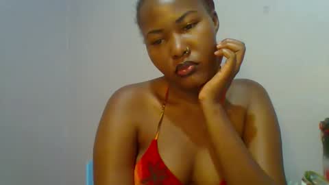 Snapshot of lovelyy_dreams chatting on 05.21.26 Hanna online show from 05.21.26