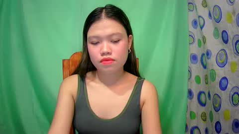 lovemae352295 online show from 12.15.24