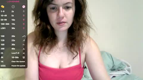 Snapshot of lovemesomemoree chatting on 12.31.24 Connie online show from 12.31.24