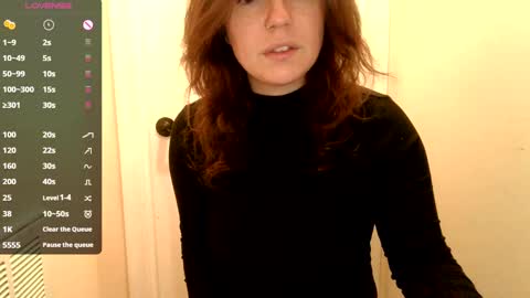 Snapshot of lovemesomemoree chatting on 01.16.25 Connie online show from 01.16.25