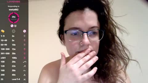 Snapshot of lovemesomemoree chatting on 02.05.25 Connie online show from 02.05.25