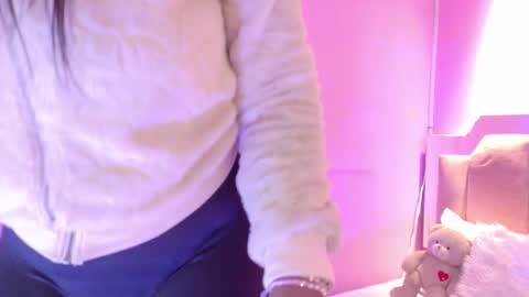 L O V E  online show from 03.19.26