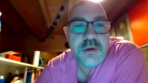 Snapshot of lover010983 chatting on 02.16.25 lover010983 online show from 02.16.25