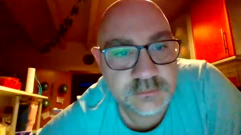 Snapshot of lover010983 chatting on 02.18.25 lover010983 online show from 02.18.25