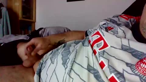 Snapshot of lover010983 chatting on 02.26.25 lover010983 online show from 02.26.25