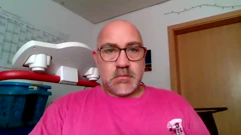 Snapshot of lover010983 chatting on 10.20.25 lover010983 online show from 10.20.25