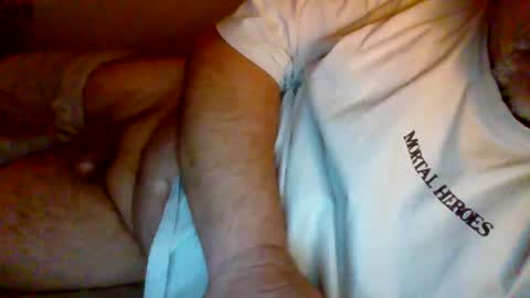 Snapshot of lover010983 chatting on 01.09.26 lover010983 online show from 01.09.26