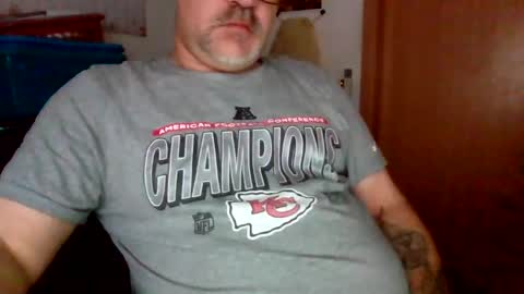 Snapshot of lover010983 chatting on 02.09.26 lover010983 online show from 02.09.26