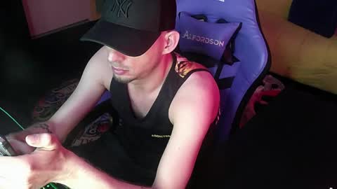 LoverBoy89HH online show from 04.29.26