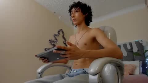 Snapshot of loverboy8_ chatting on 12.12.24 loverboy8_ online show from 12.12.24