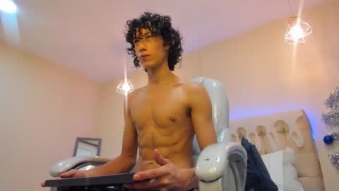 Snapshot of loverboy8_ chatting on 12.15.24 loverboy8_ online show from 12.15.24