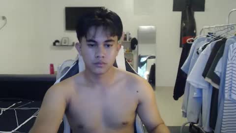 loverboyph04 online show from 11.11.25