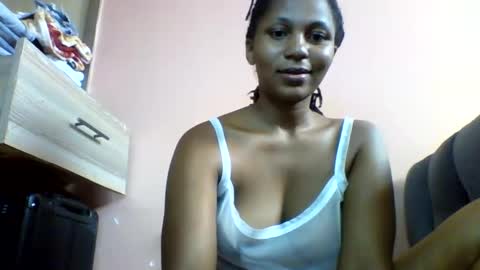 Snapshot of lovergal257 chatting on 04.25.26 lovergal257 online show from 04.25.26