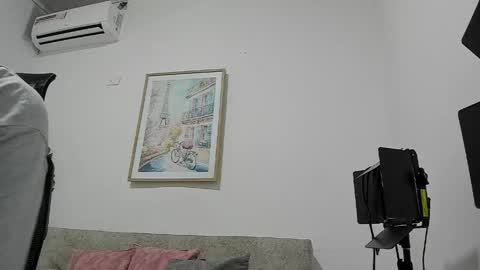 LILLY AND TRAVIS  online show from 04.11.26