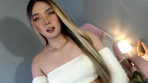 lovers moon22 online show from 12.15.24