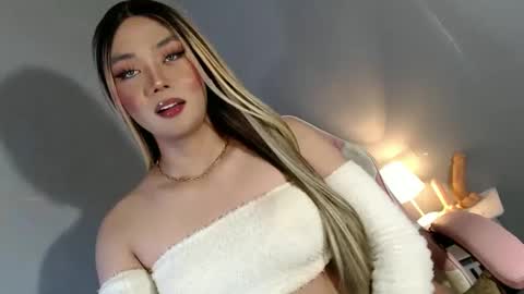 lovers moon22 online show from 01.12.25