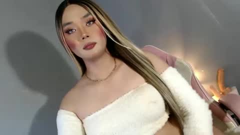 lovers moon22 online show from 01.13.25