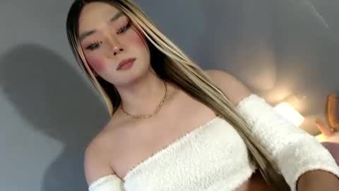 lovers moon22 online show from 01.17.25