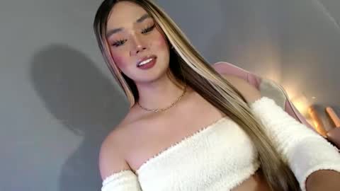 lovers moon22 online show from 02.14.25