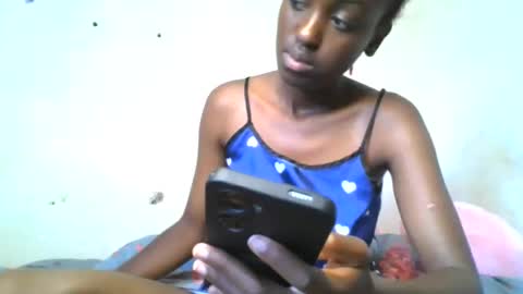 Snapshot of lovers_oncam chatting on 02.10.26 RedJoy online show from 02.10.26